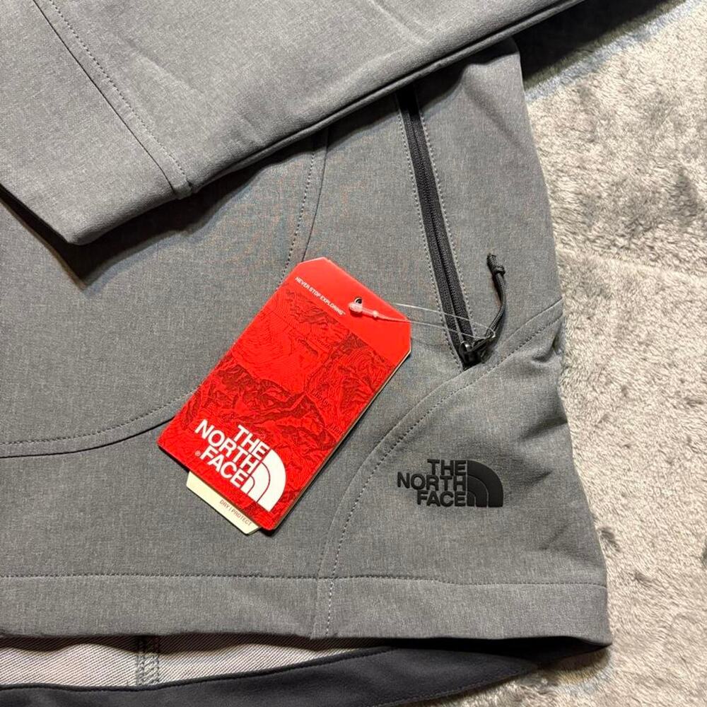 Y2k 00s brand new The North Face windwall gray jacket